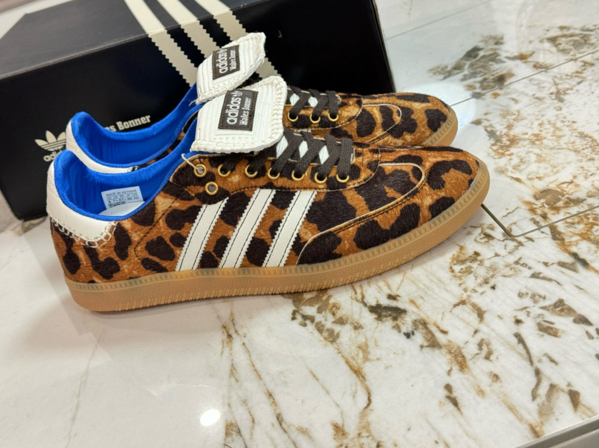 SHOES