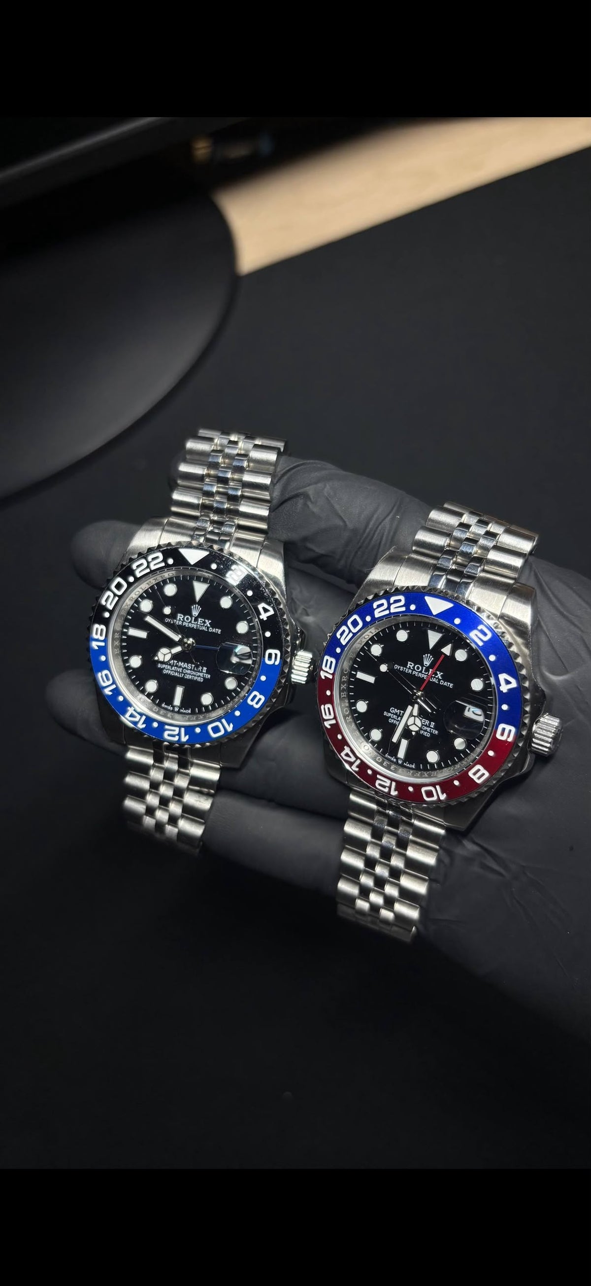 GMT Pepsi Modern Stylish Wristwatch for Men and Women Everyday Fashion Accessory front view