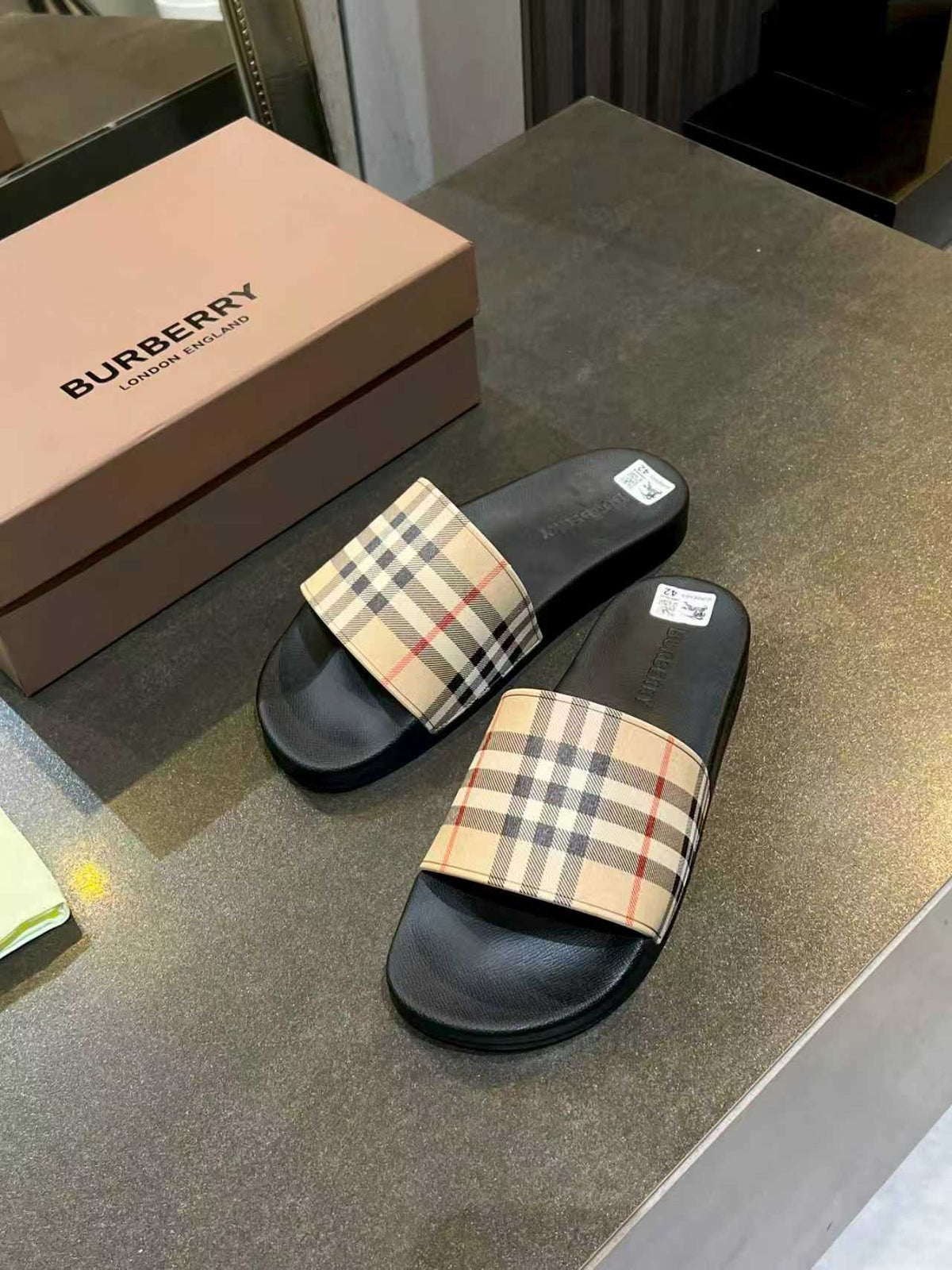 SHOES