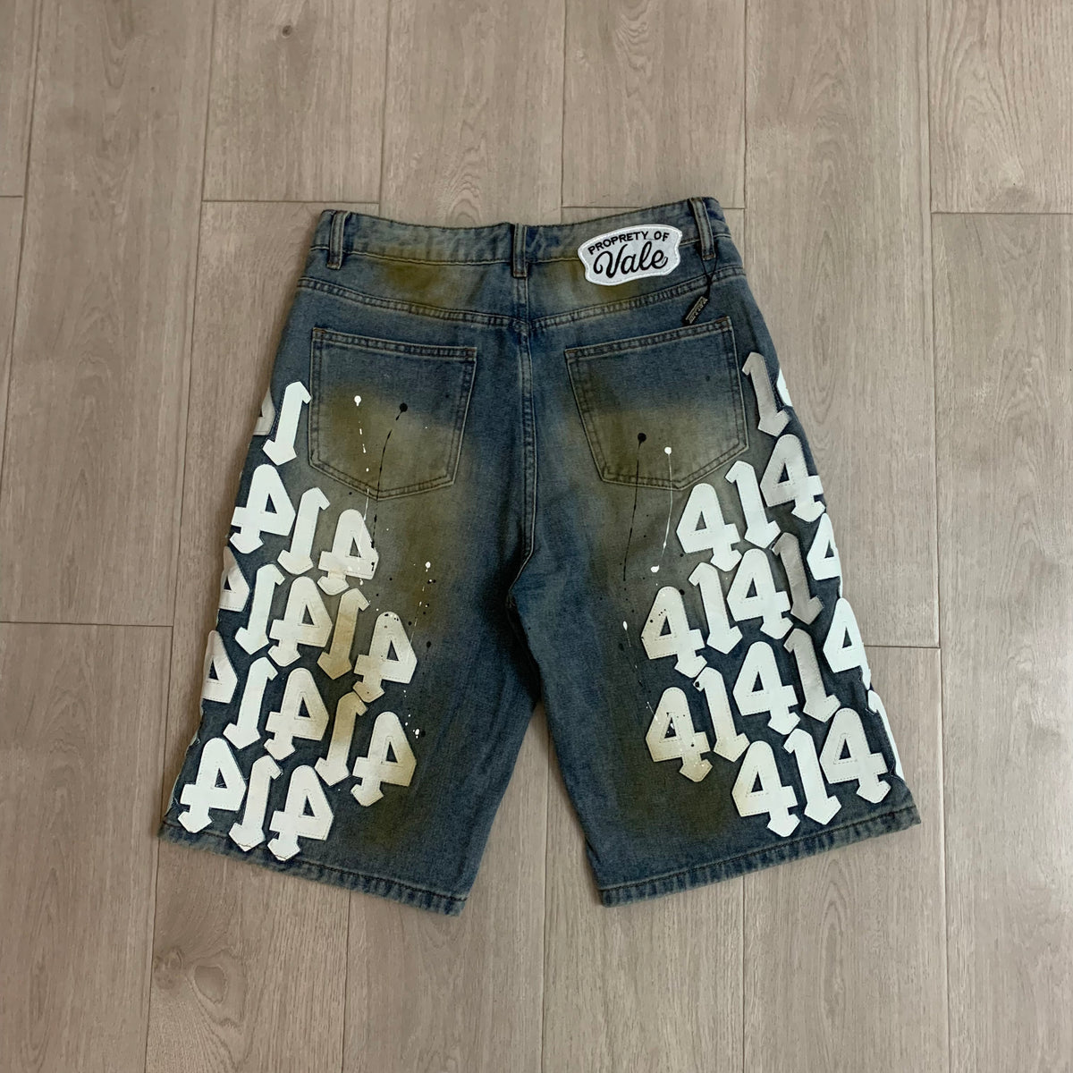 SHORTS AND JOGGERS