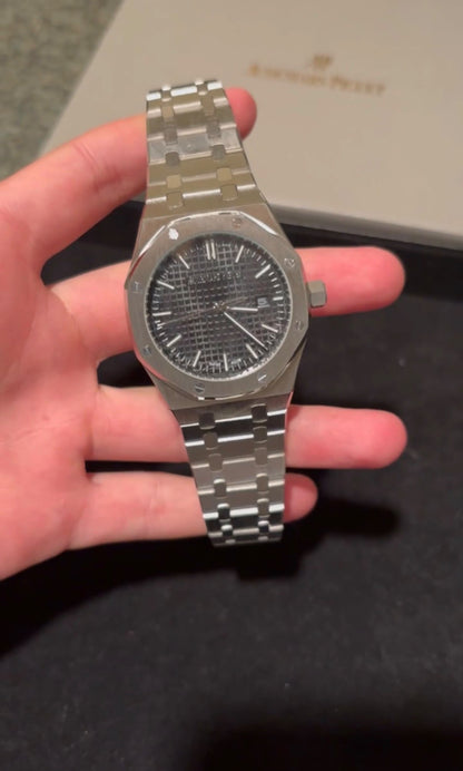 A P Modern Stylish Wristwatch for Men and Women Everyday Fashion Accessory offers versatile style for daily outfits, casual wear, and special occasions.
